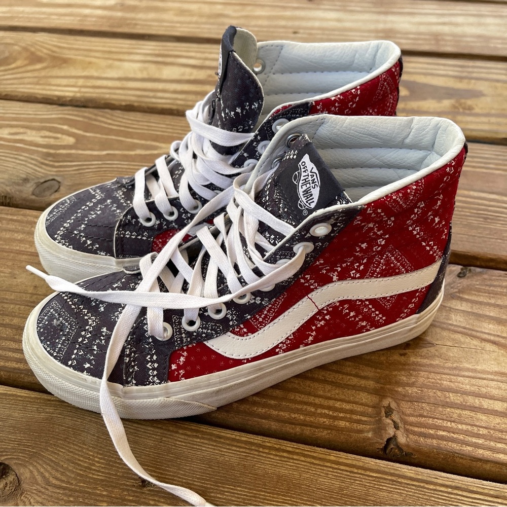 Vans Sk8-Hi Red Black Distressed Print High Top Sneakers Women’s 6.5 - Picture 1 of 7